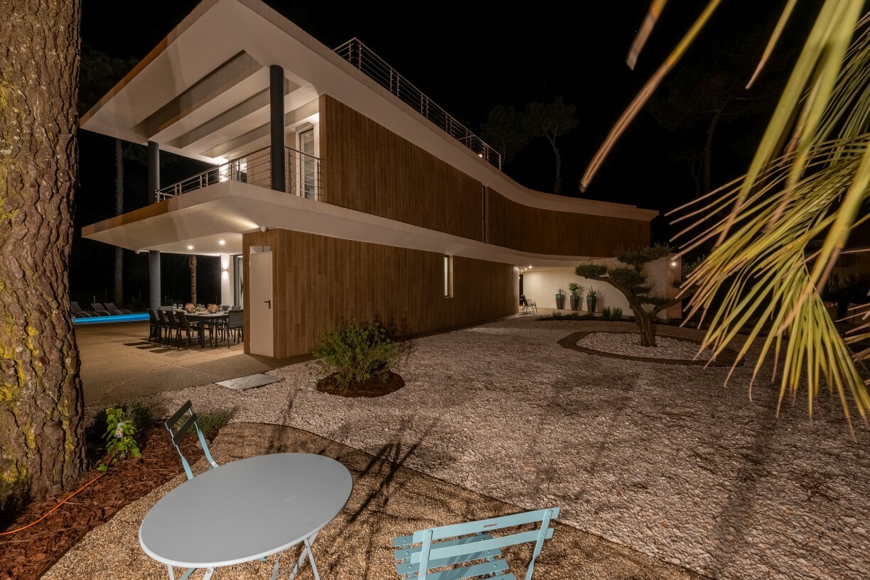 Villa Ypsilon Eagles Photo