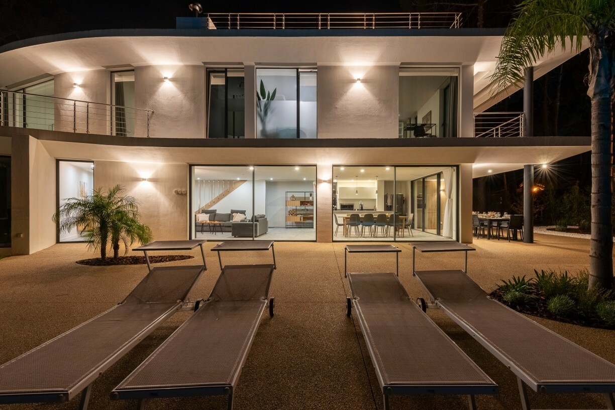 Villa Ypsilon Eagles Photo