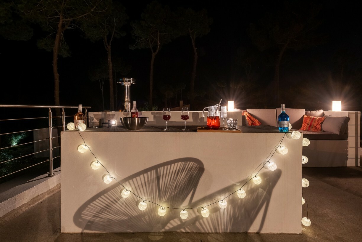 Villa Ypsilon Eagles Photo