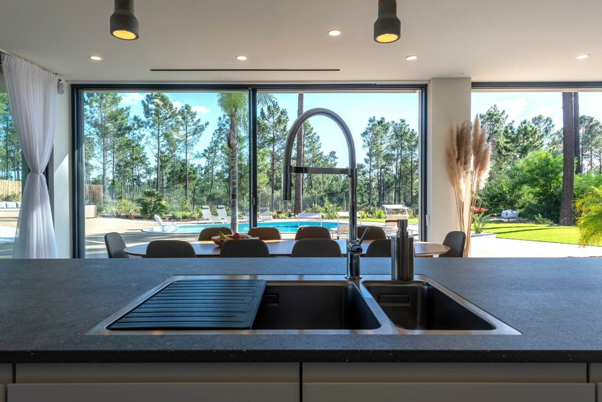 Villa Ypsilon Eagles Photo